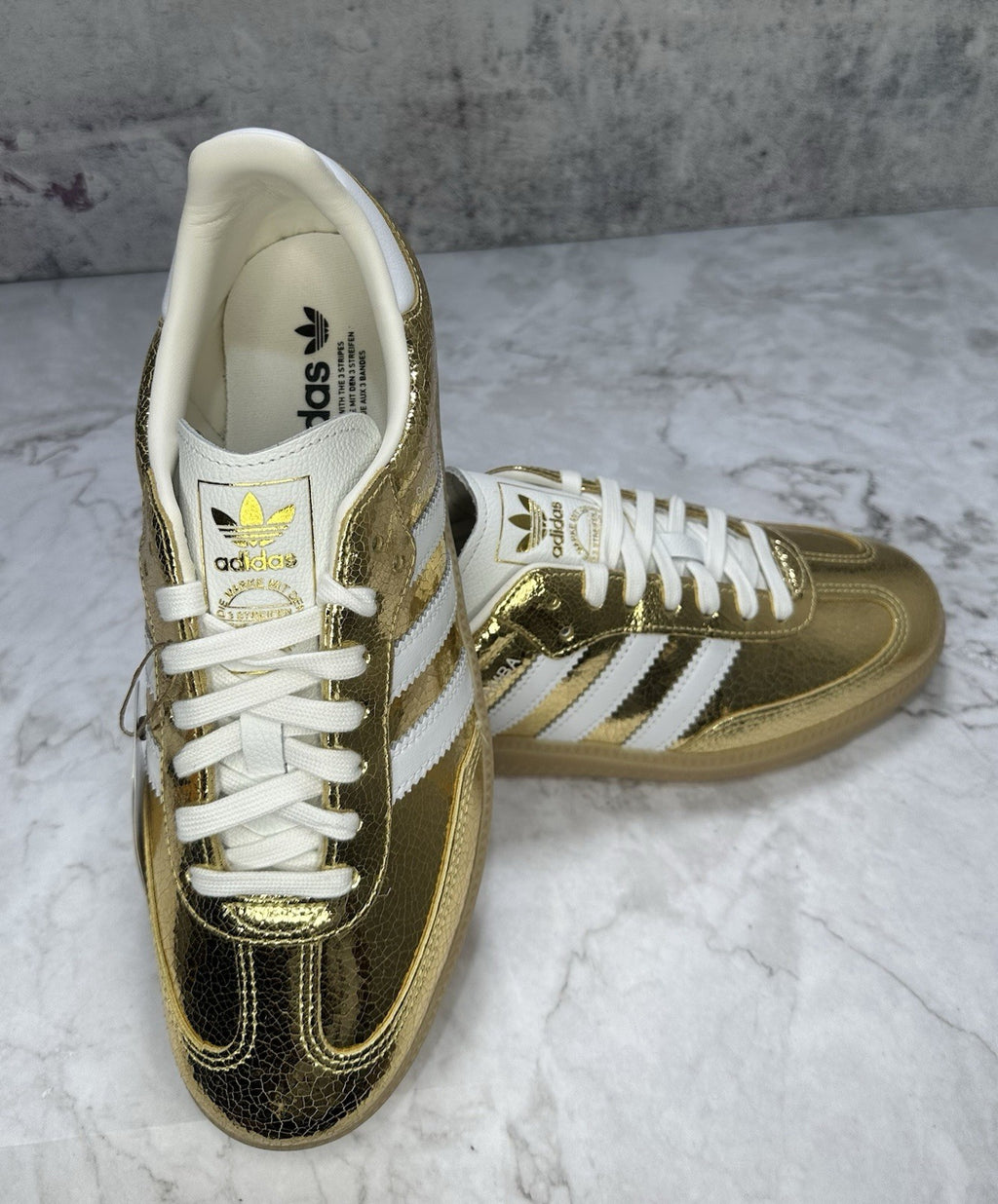 ***NEW Women's Adidas Samba OG "Cracked Leather" Gold Metallic White (KI5719)