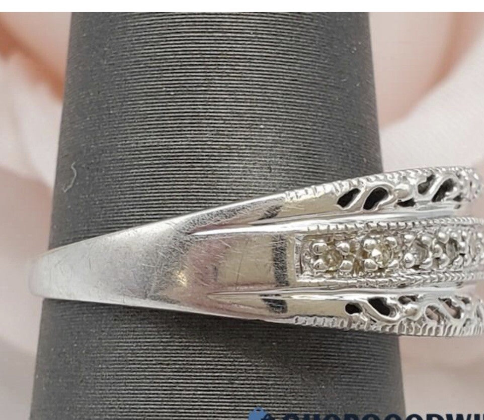 10k gold diamond mom ring