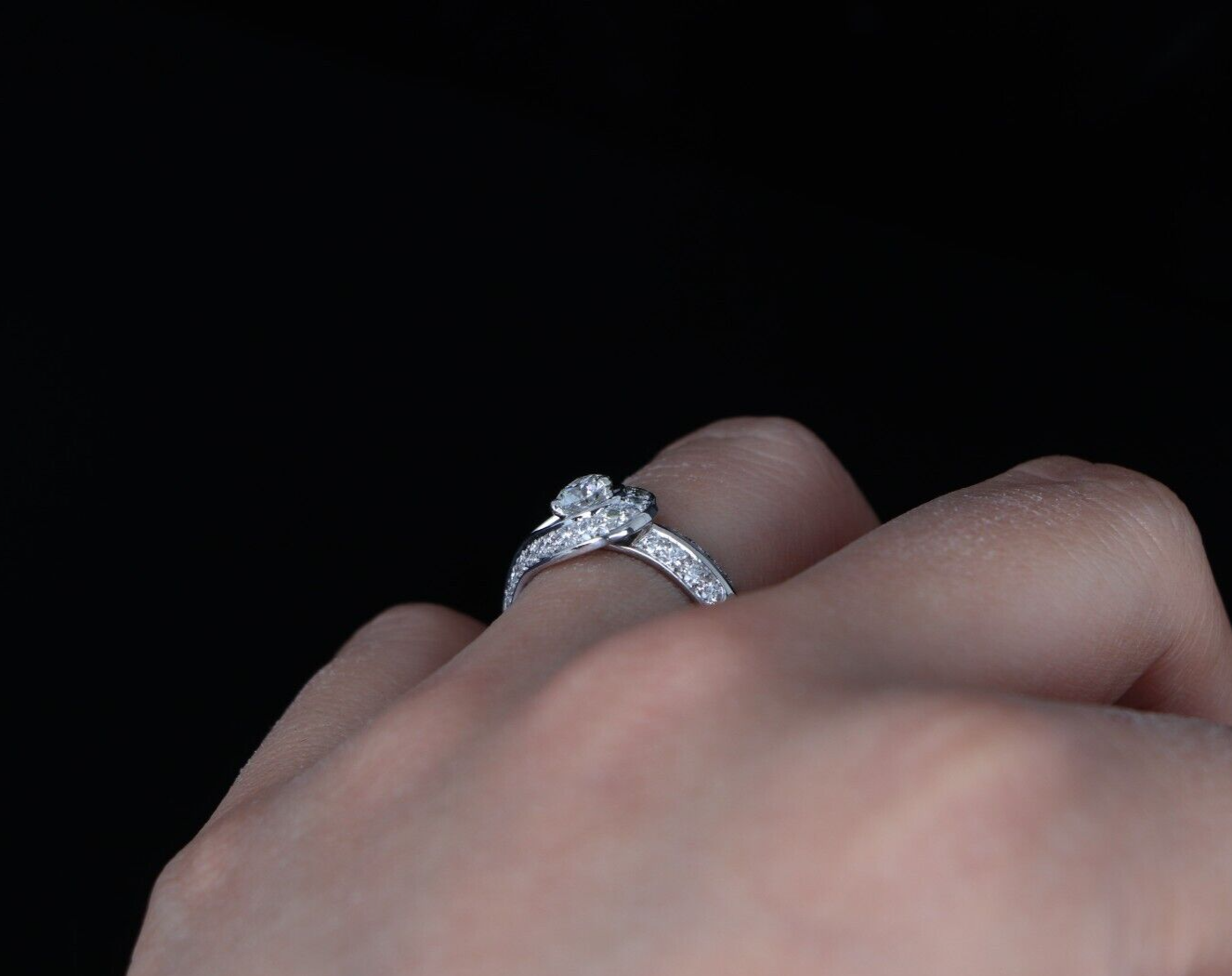 $6,950 Van Cleef Arpels 0.33ct D VVS2 Diamond Couture Platinum Engagement Ring