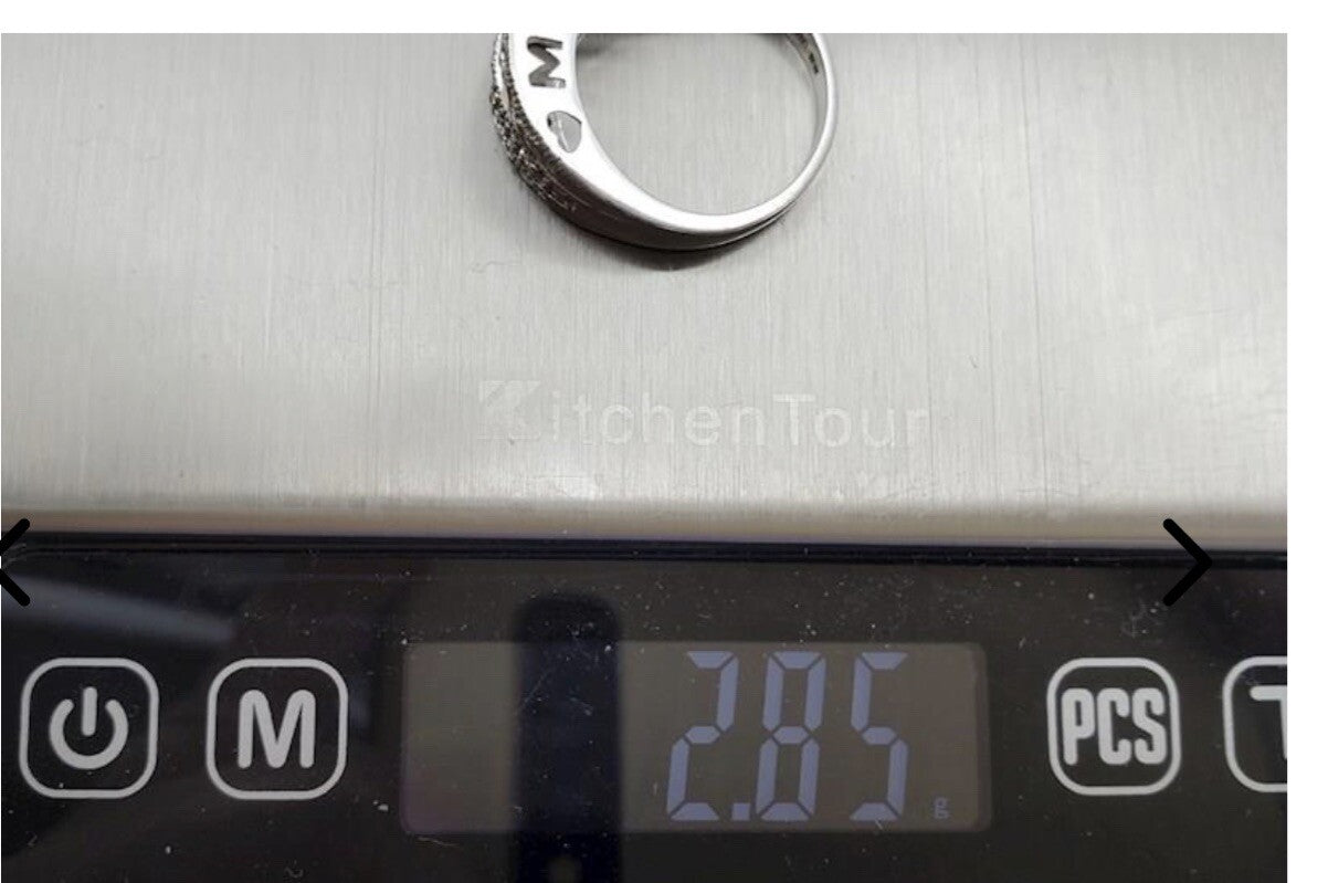 10k gold diamond mom ring