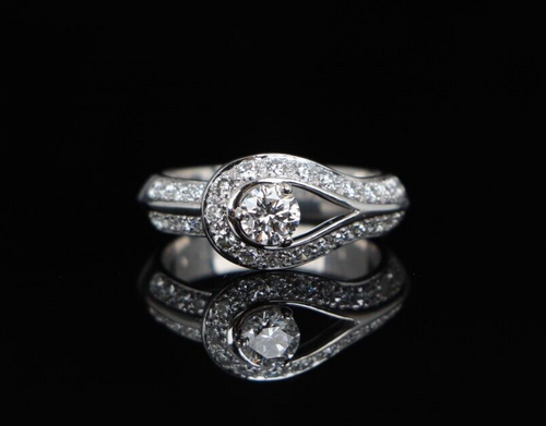 $6,950 Van Cleef Arpels 0.33ct D VVS2 Diamond Couture Platinum Engagement Ring